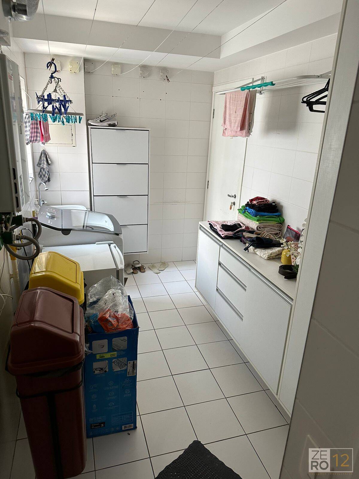 Apartamento à venda com 3 quartos, 182m² - Foto 9