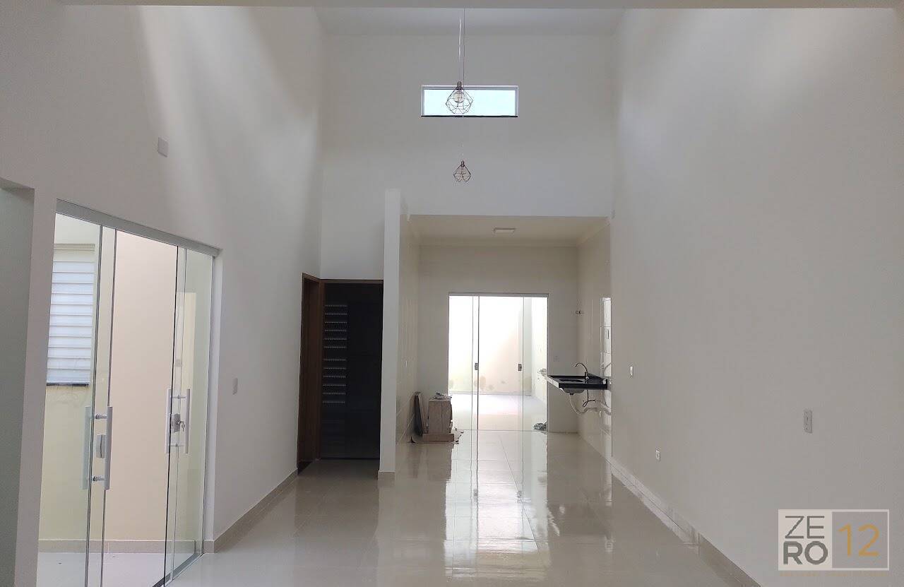 Casa à venda com 2 quartos, 135m² - Foto 1