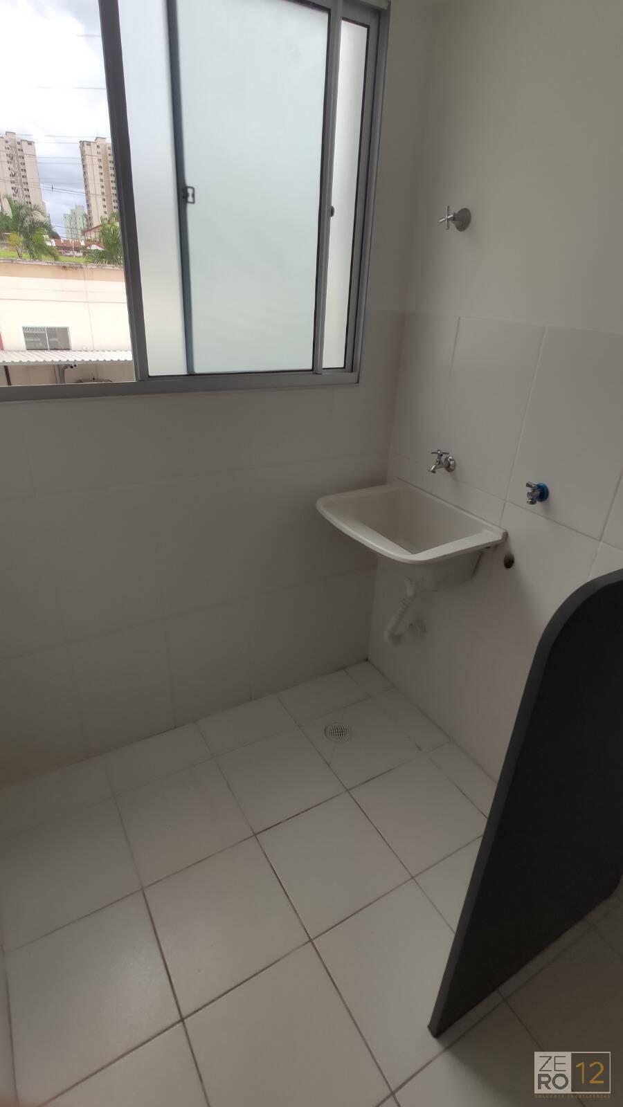 Casa à venda com 3 quartos, 64m² - Foto 11