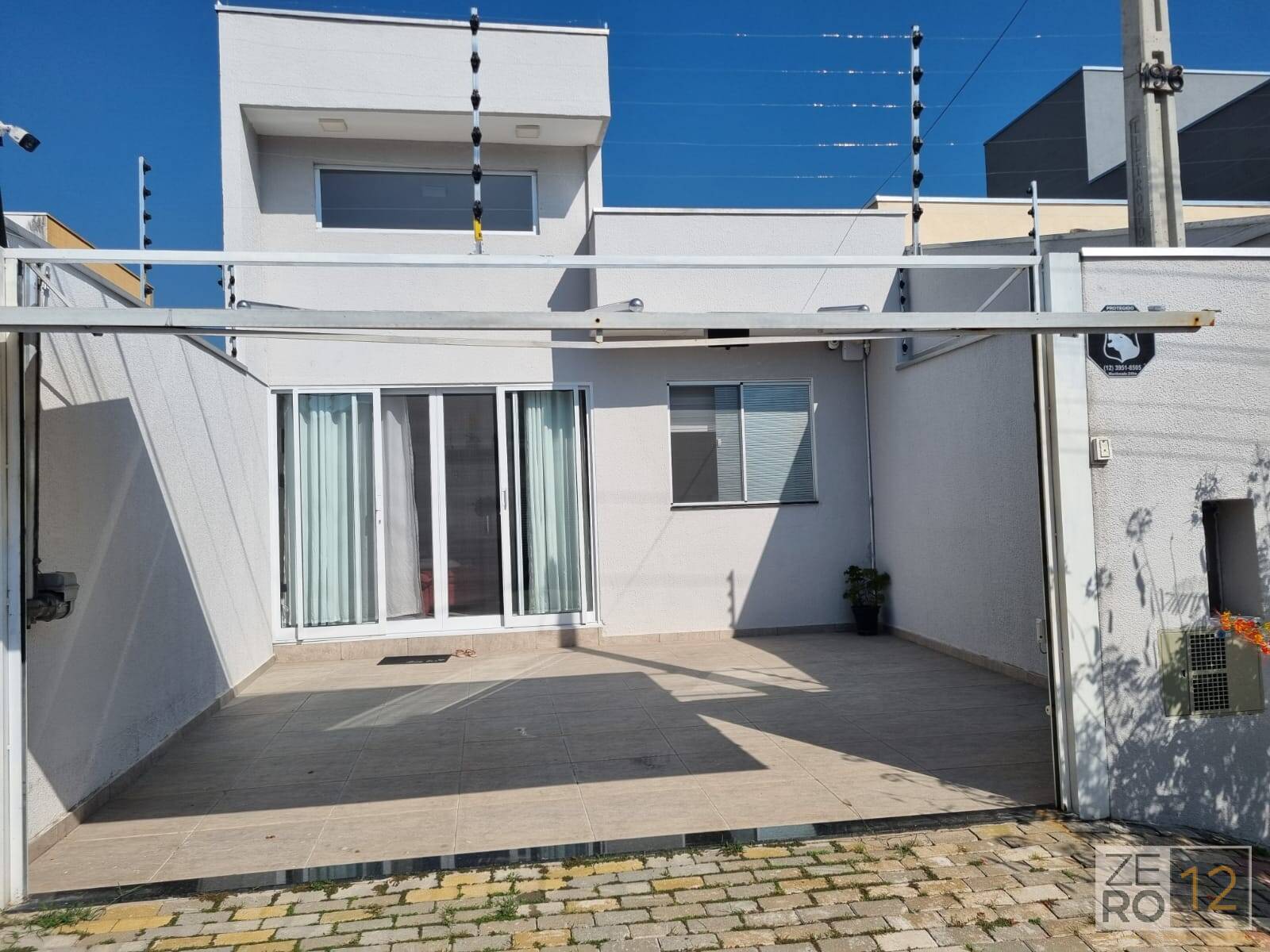 Casa à venda com 2 quartos, 132m² - Foto 2