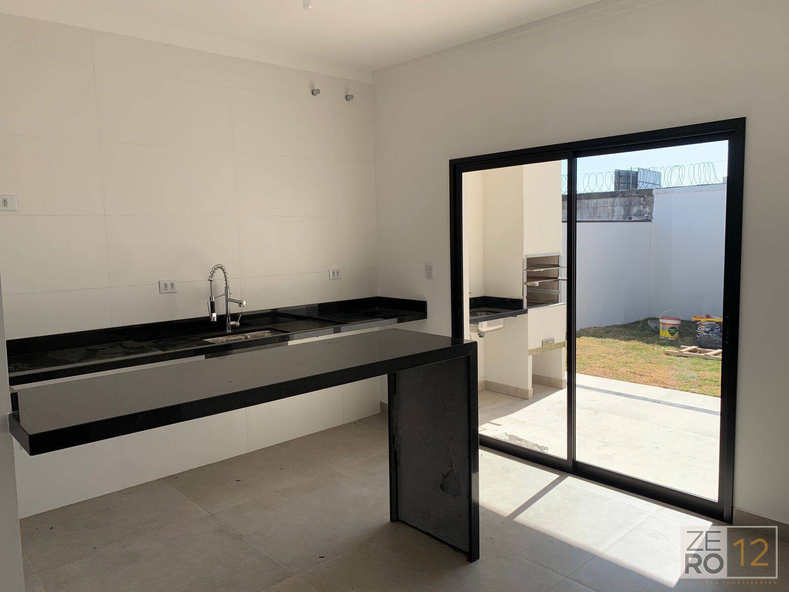 Casa à venda com 3 quartos, 150m² - Foto 9