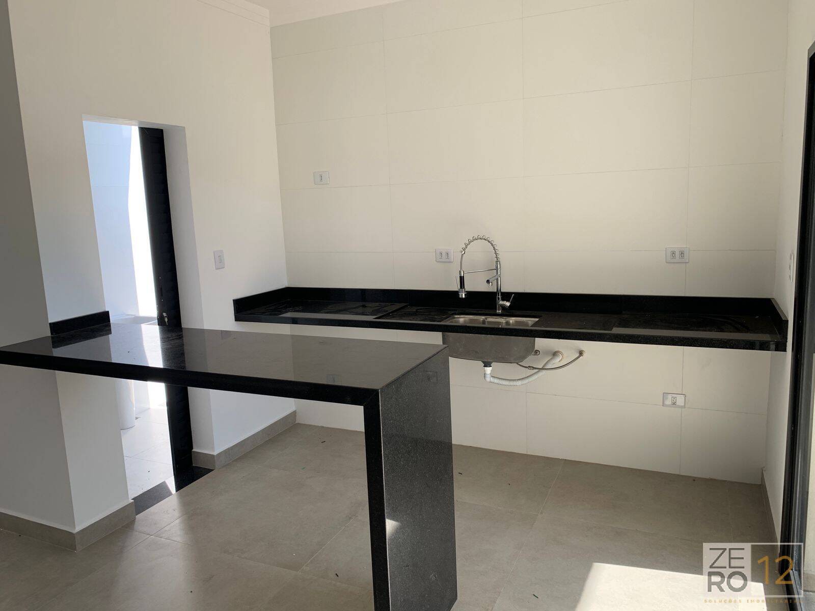 Casa à venda com 3 quartos, 150m² - Foto 8