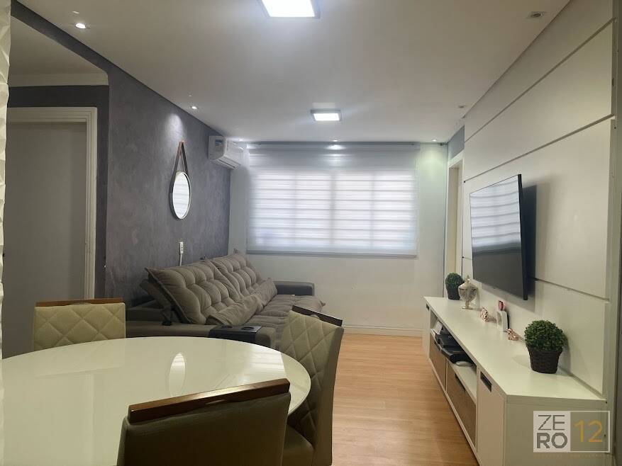 Casa à venda com 3 quartos, 140m² - Foto 2