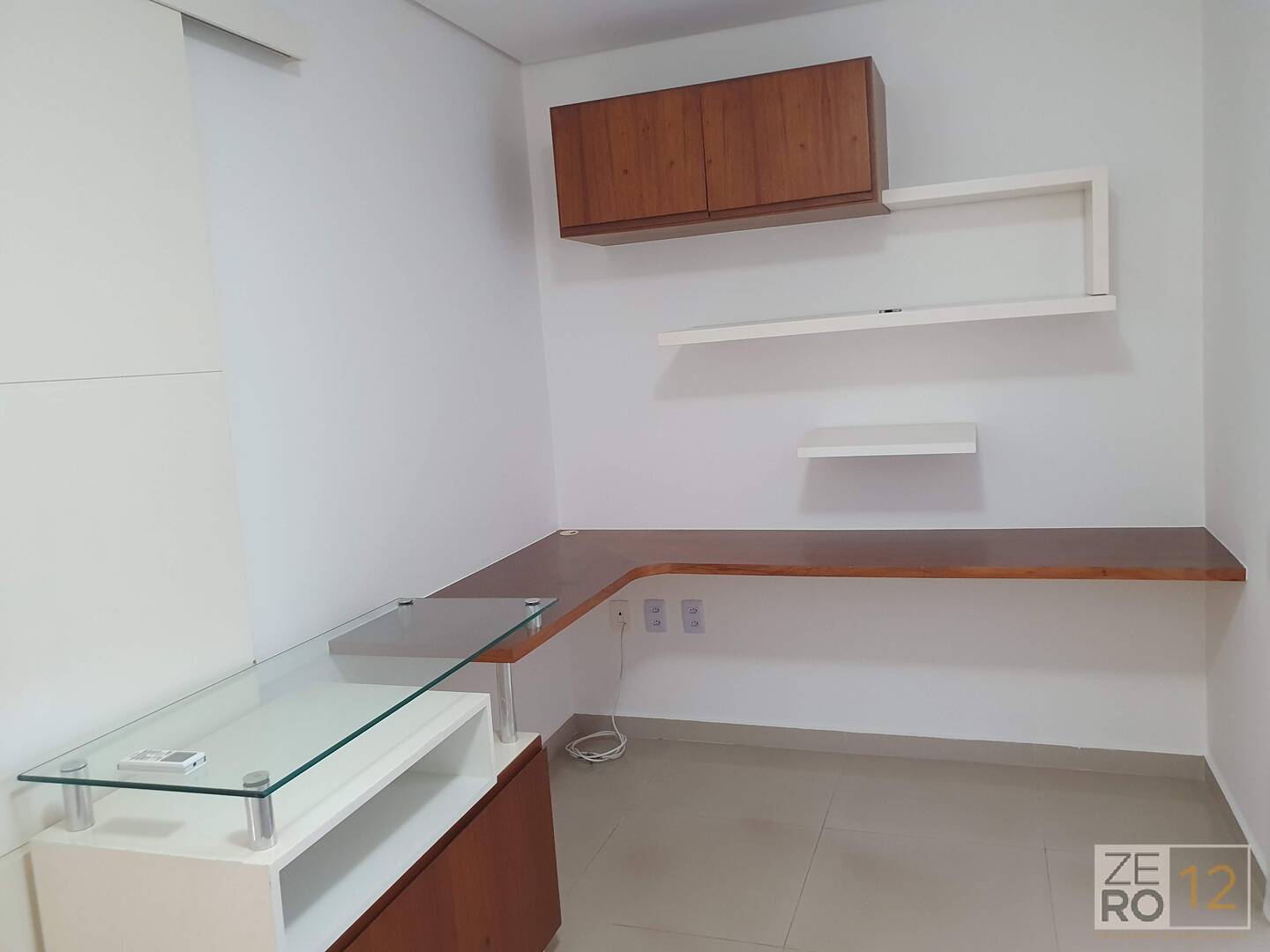 Casa à venda com 4 quartos, 330m² - Foto 16