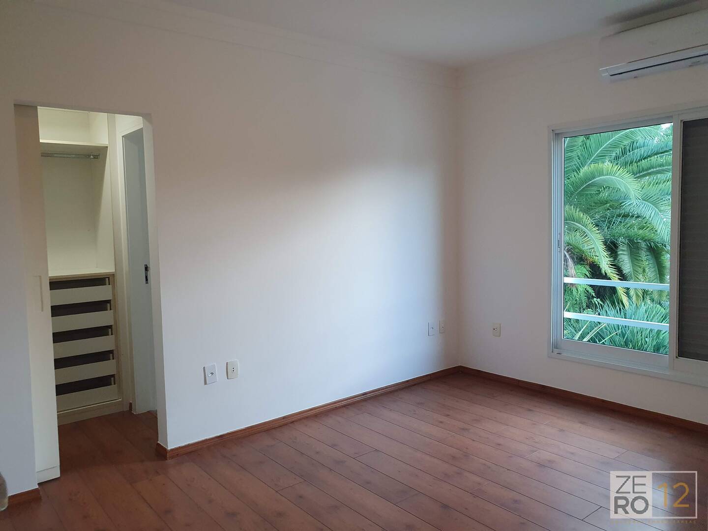 Casa à venda com 4 quartos, 330m² - Foto 19