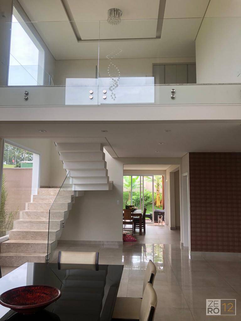 Casa à venda com 5 quartos, 320m² - Foto 7