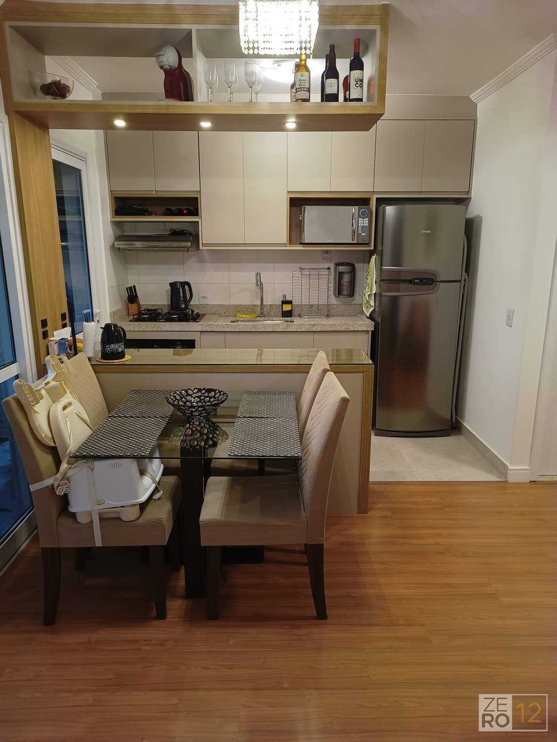 Apartamento à venda com 3 quartos, 76m² - Foto 1