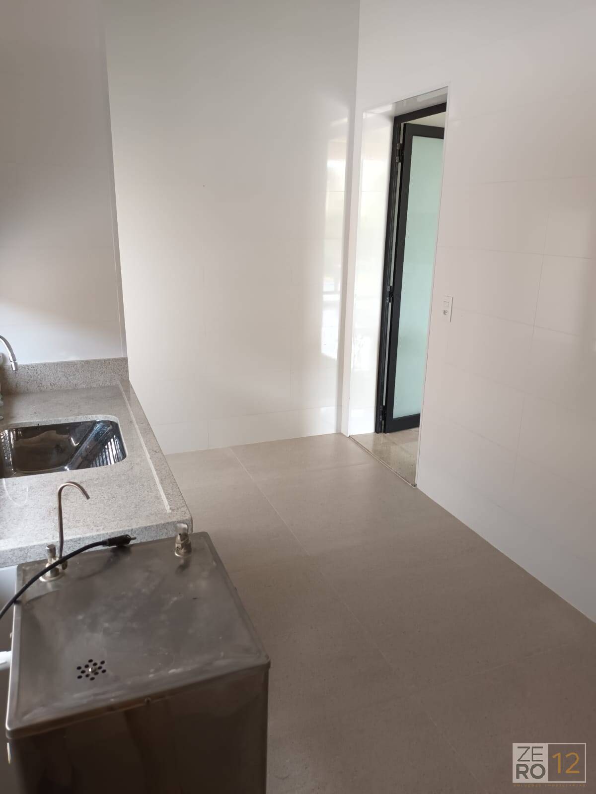 Casa à venda com 4 quartos, 780m² - Foto 7