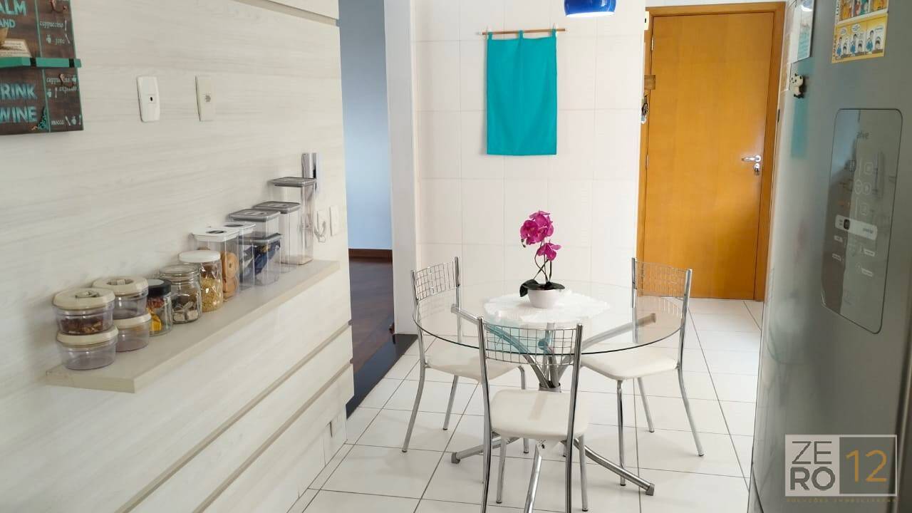 Apartamento à venda com 3 quartos, 157m² - Foto 11