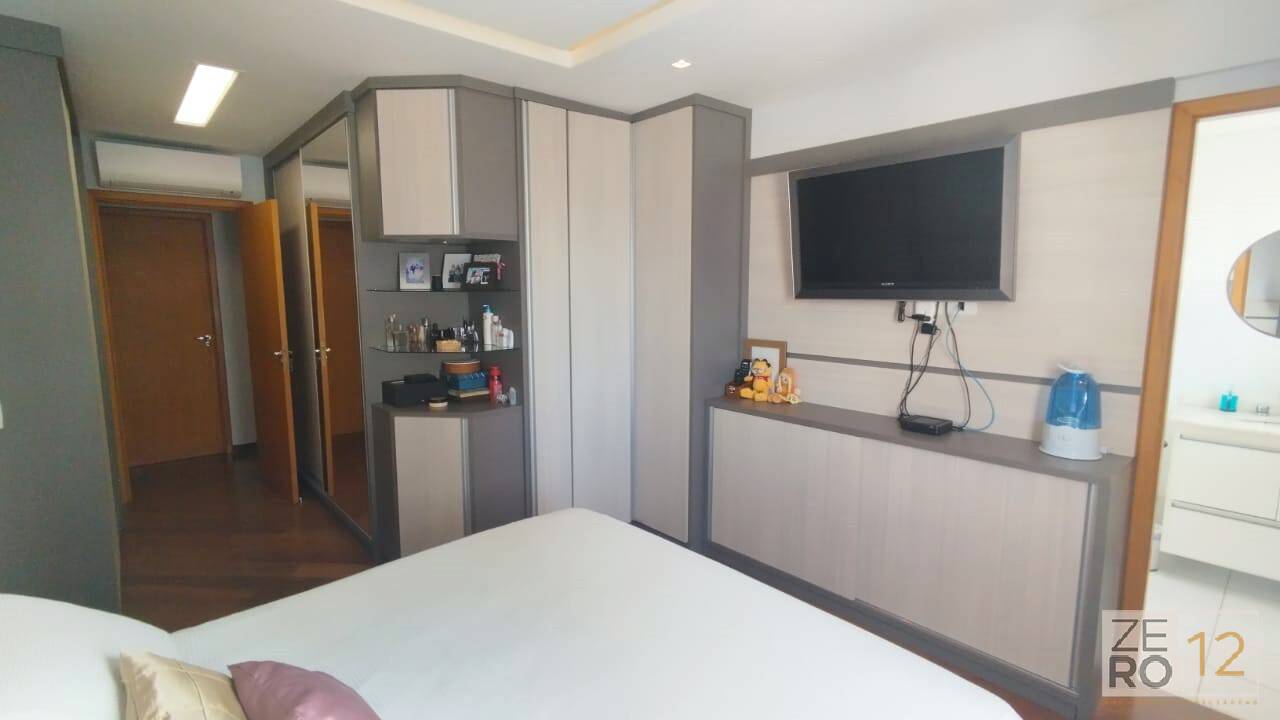 Apartamento à venda com 3 quartos, 157m² - Foto 13