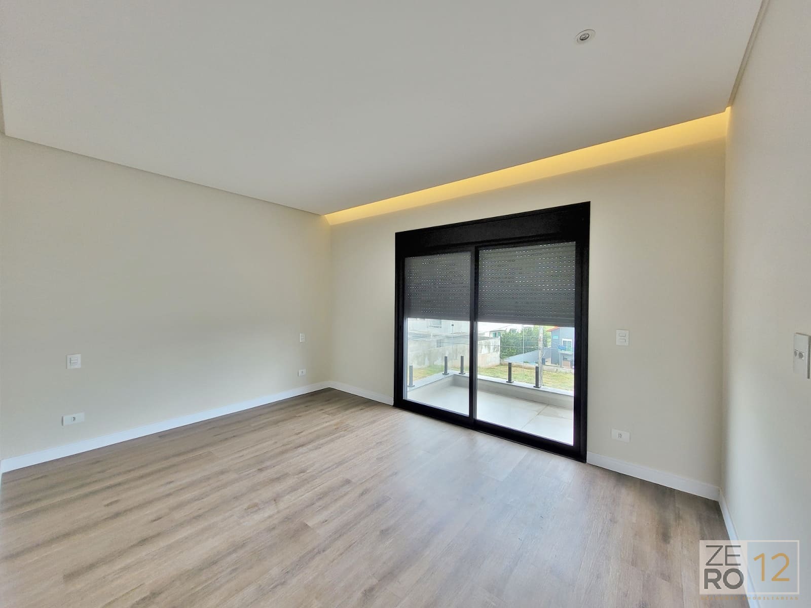 Casa à venda com 4 quartos, 339m² - Foto 14