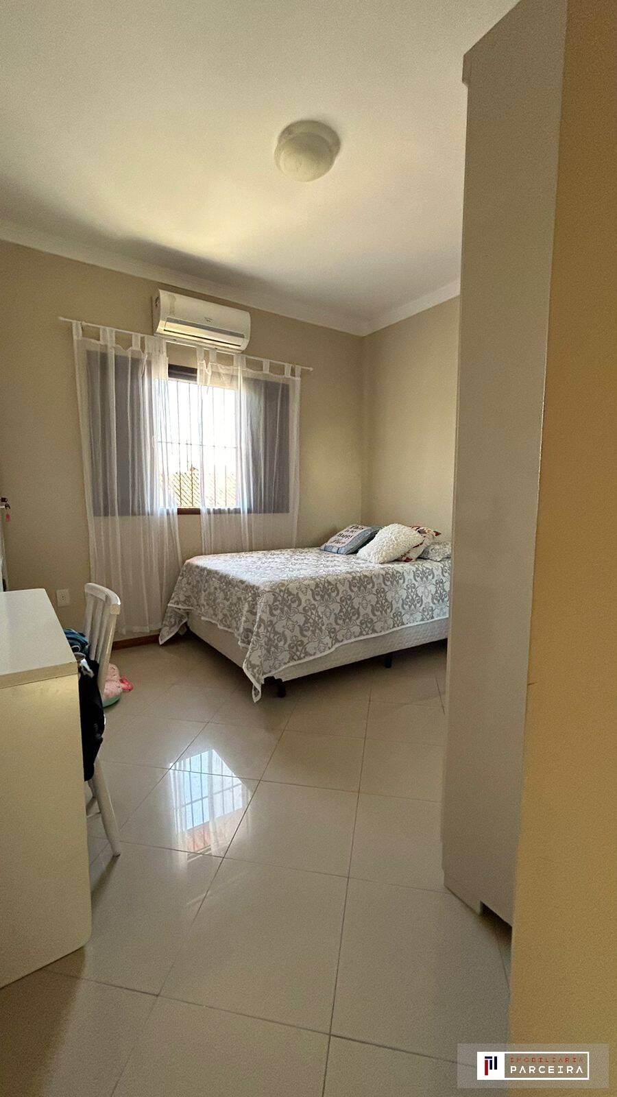 Casa à venda com 4 quartos, 115m² - Foto 21