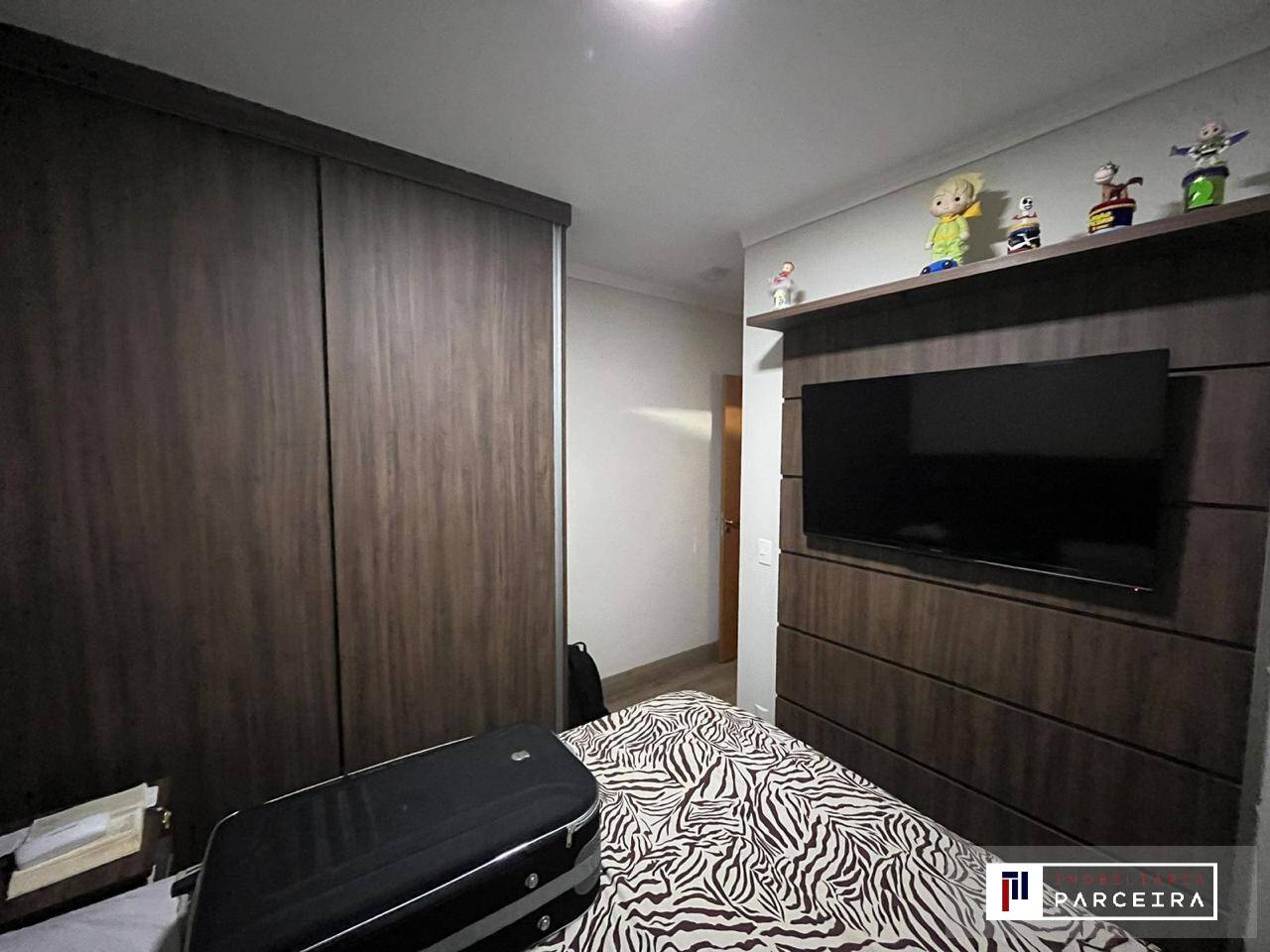 Apartamento à venda com 3 quartos, 82m² - Foto 12