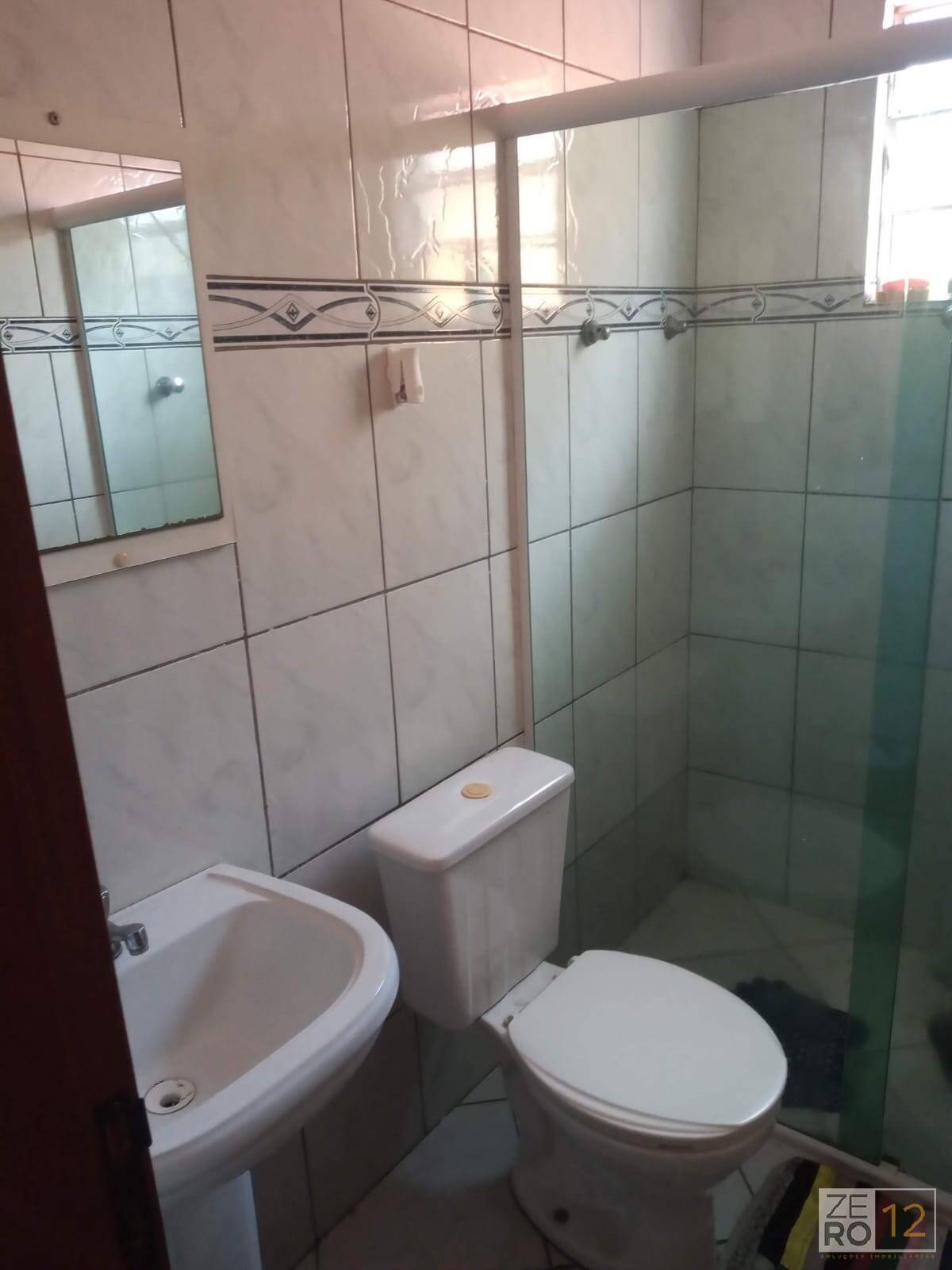 Apartamento à venda com 2 quartos, 70m² - Foto 4