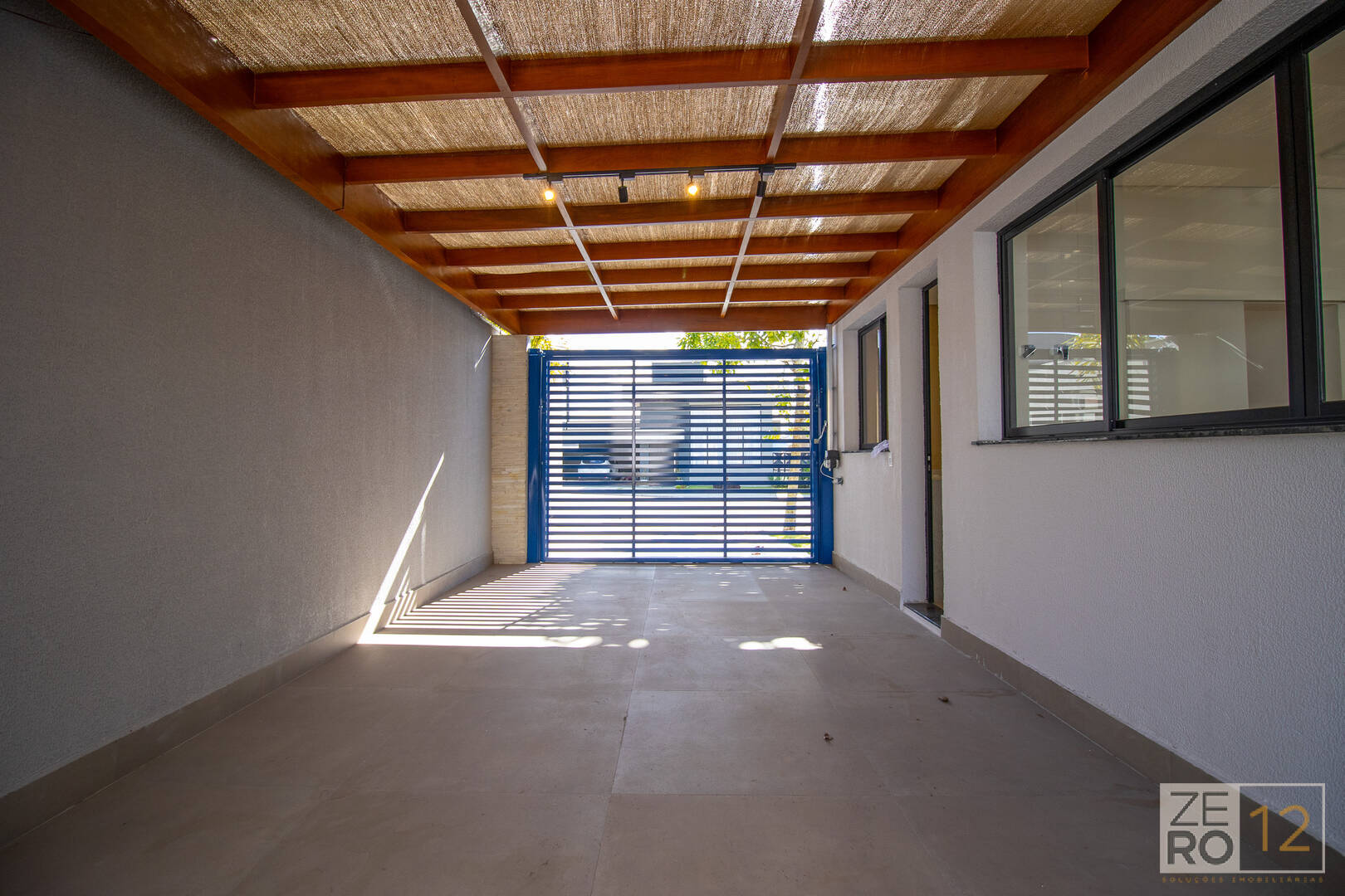 Casa à venda com 4 quartos, 337m² - Foto 40