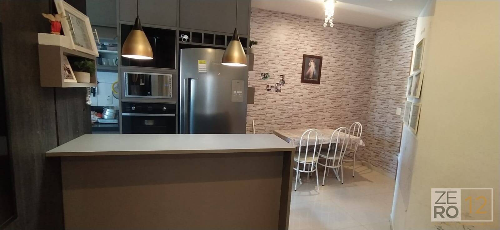 Apartamento à venda com 3 quartos, 70m² - Foto 2