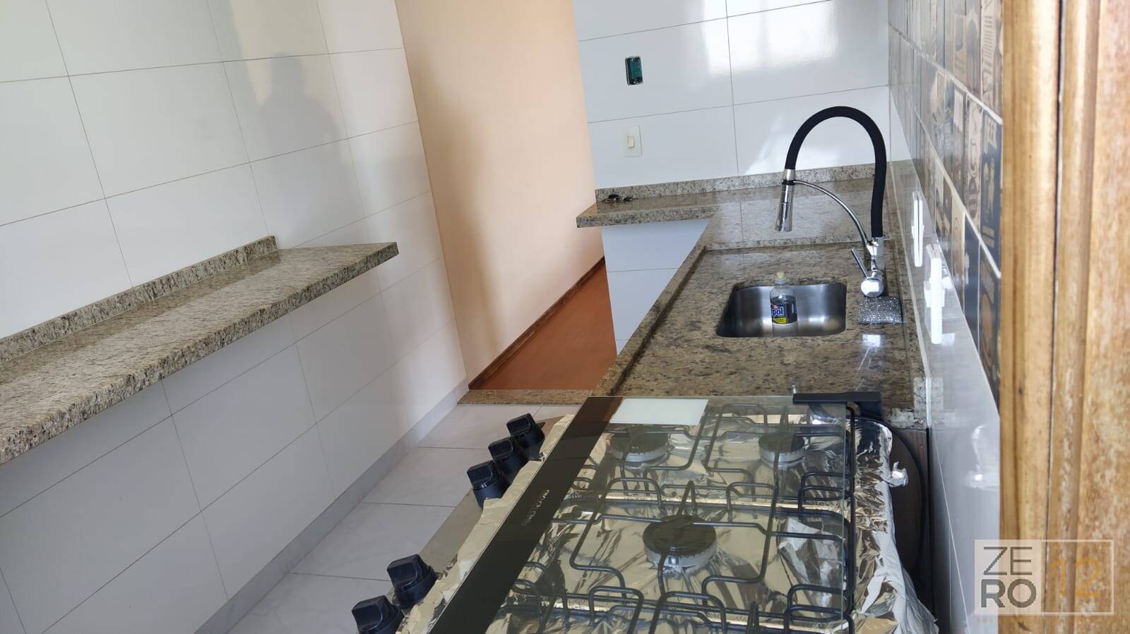 Apartamento à venda com 2 quartos, 52m² - Foto 2